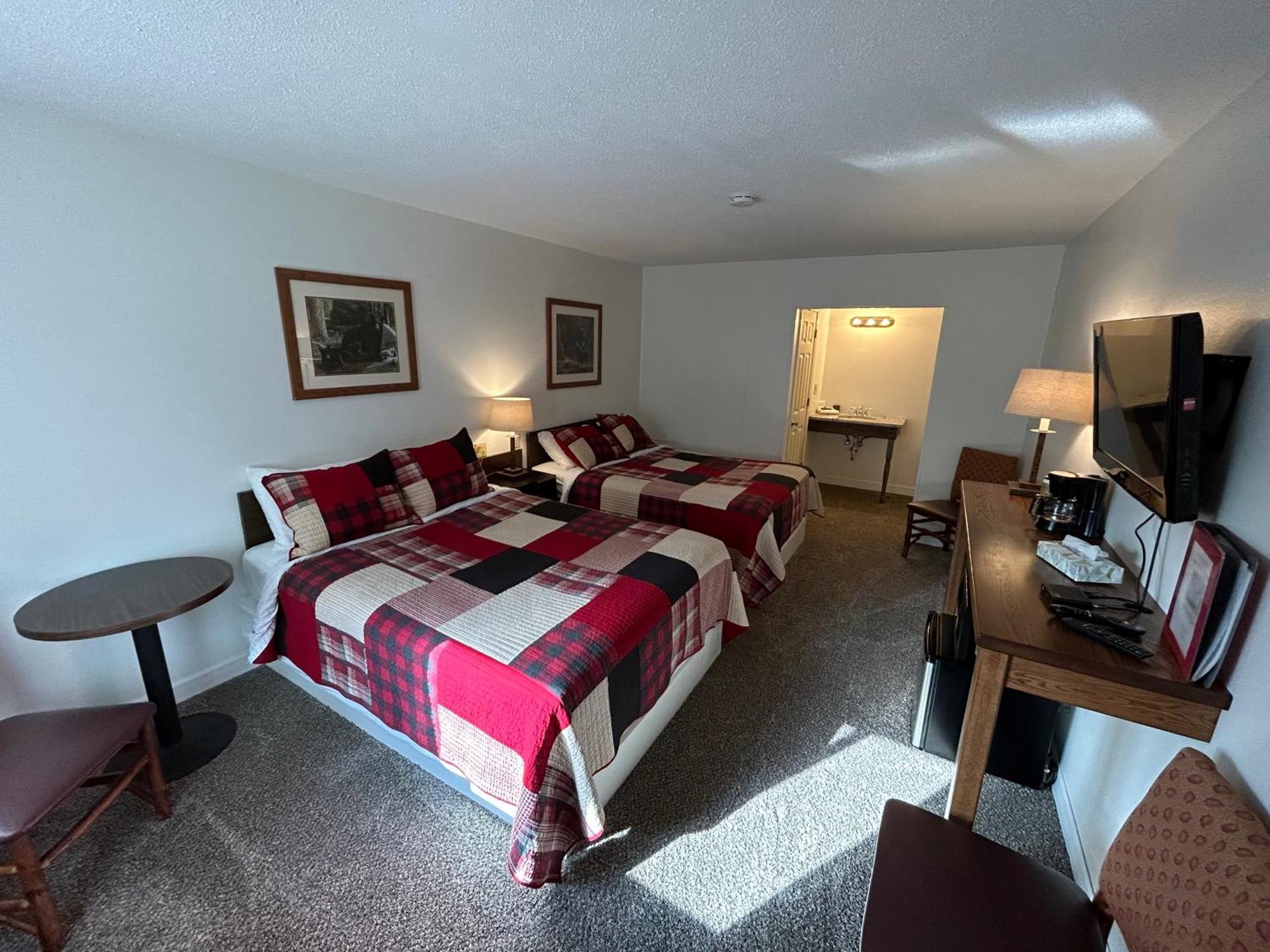 Trails Inn Quadna Mountain Motel & Rv Park Hill City Exterior foto