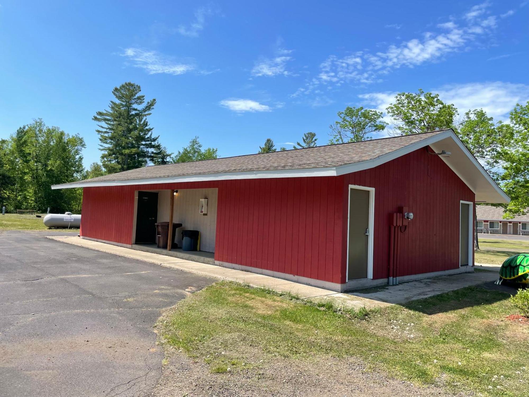 Trails Inn Quadna Mountain Motel & Rv Park Hill City Exterior foto