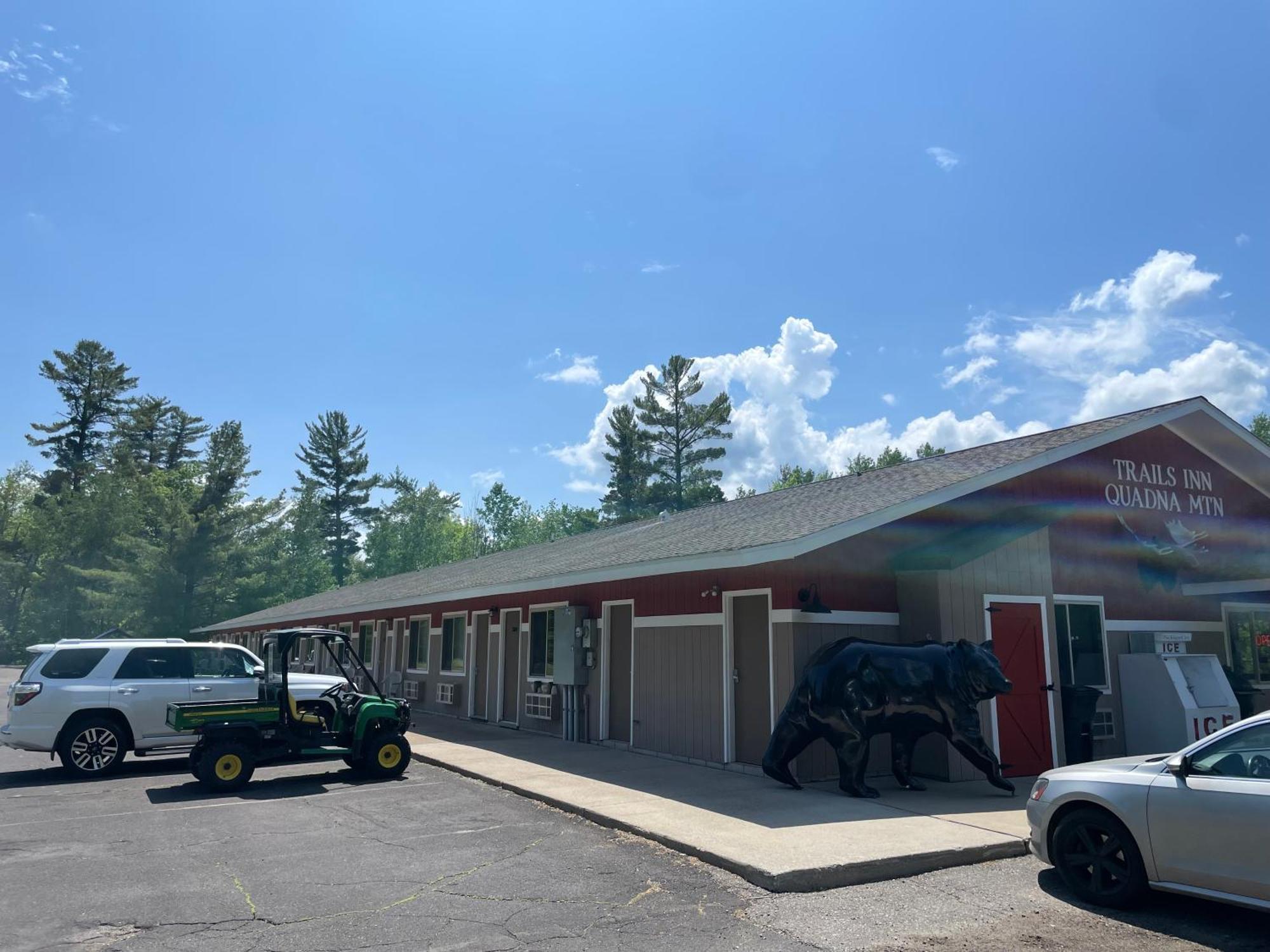 Trails Inn Quadna Mountain Motel & Rv Park Hill City Exterior foto